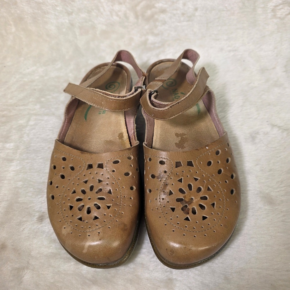 Naot Arataki Leather Mary Jane Clogs Sandals Tan Perforated Women 40 Good